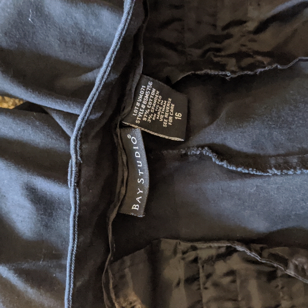 BayStudio pants - Picture 3 of 3